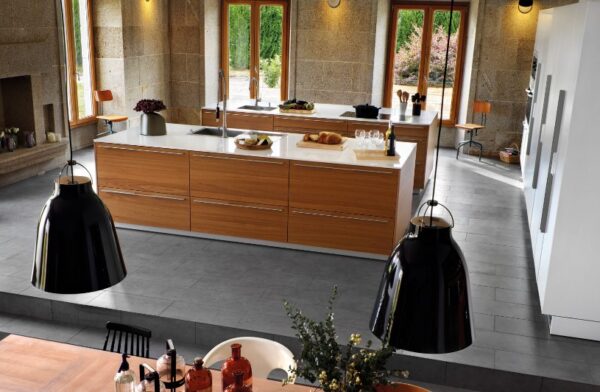 Elegant Open-Concept Kitchen with Natural Wood Accents